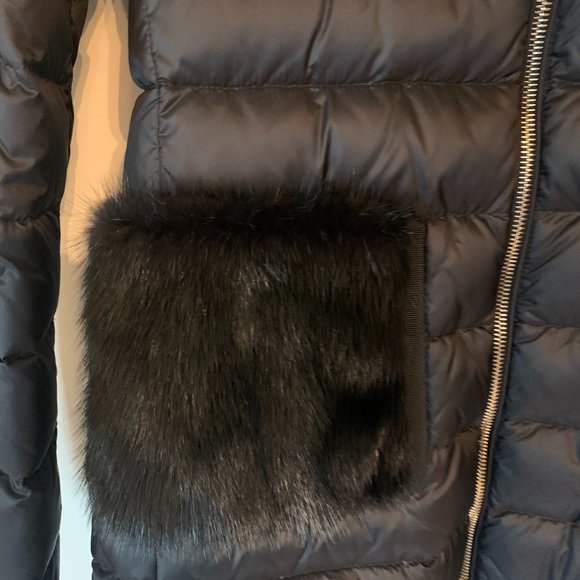 Moncler Mink Trimmed Puffer XS - LIKE NEW - Picture 5 of 7